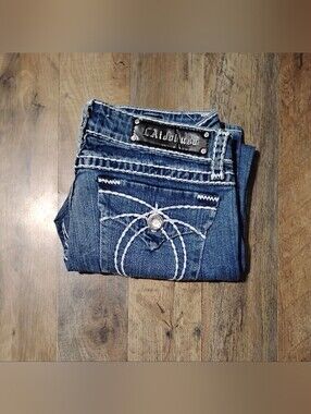LA Idols NWT Embroidered Pockets Jeans Women's Size: 9